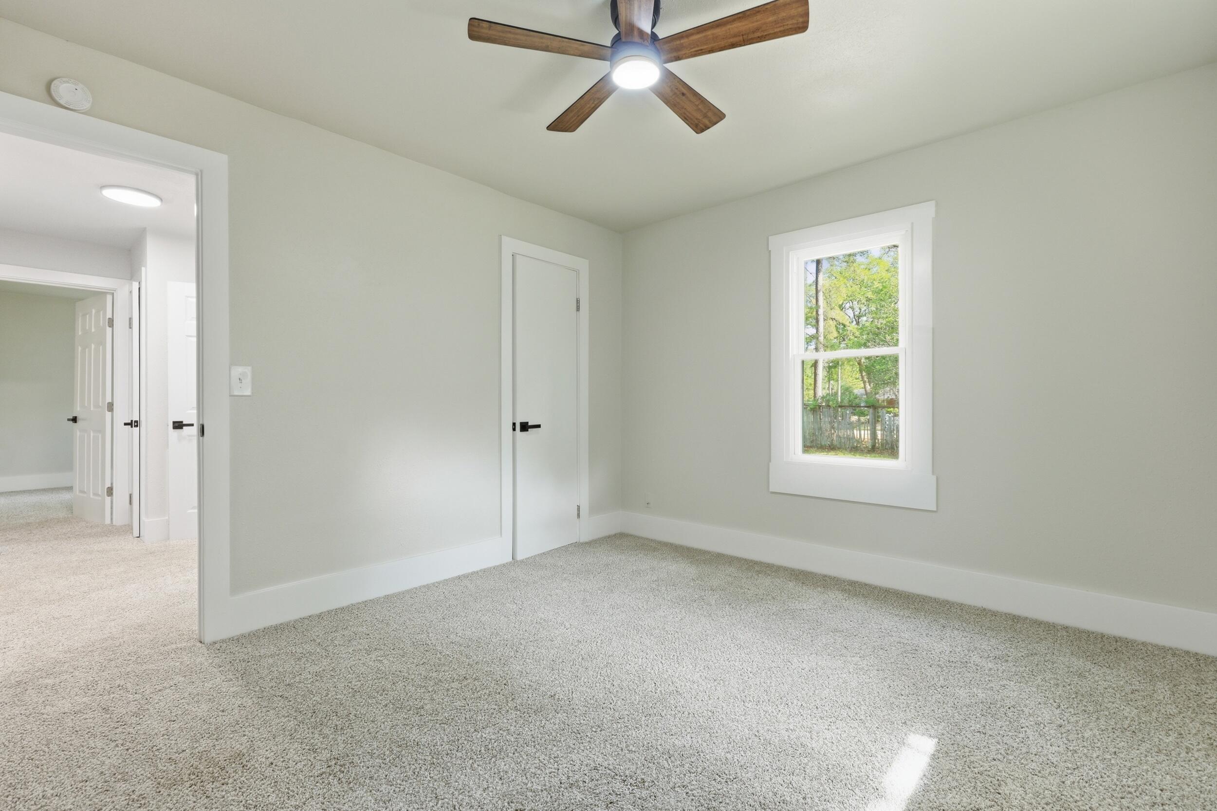 513 Warren Street Walterboro, SC 29488 - Photo 15 of 19 Warren 17