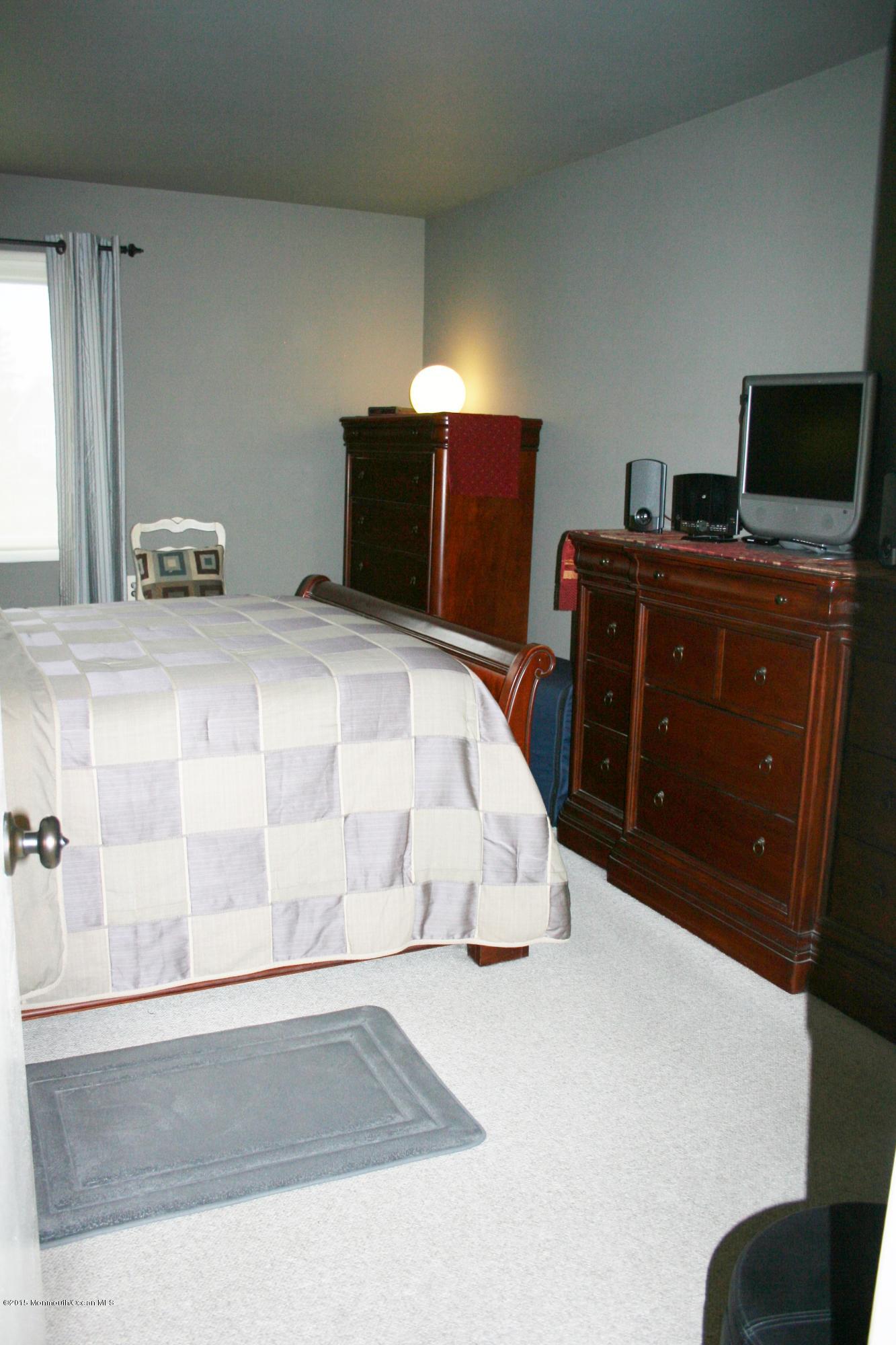 44 Central Boulevard Brick, NJ 08724 - Photo 12 of 25 IMG_3308