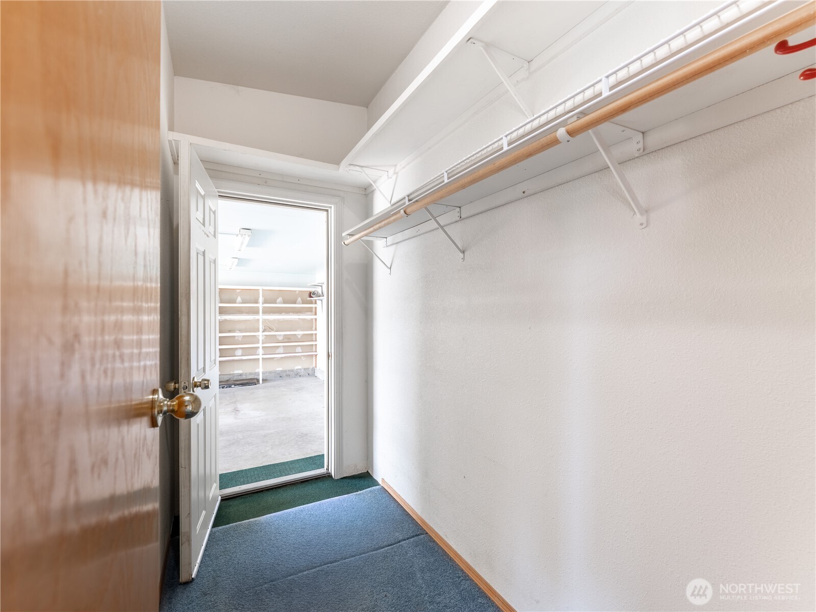 914 Meadow Ridge Drive Wenatchee, WA 98801 - Photo 20 of 35 a view of a room with a sliding door