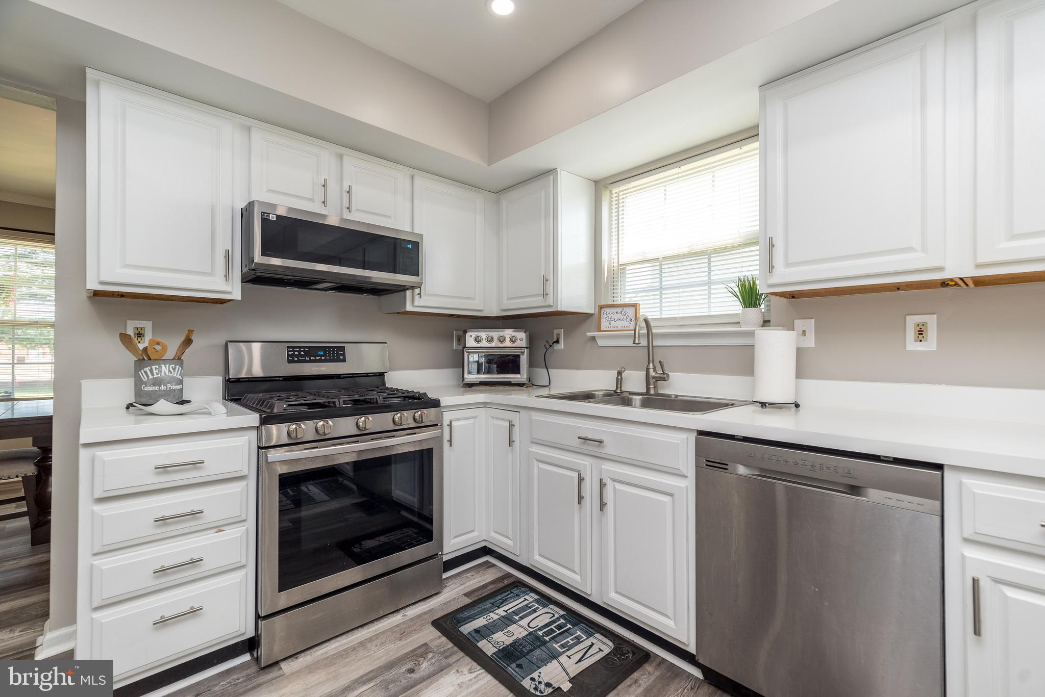 319 Fairview Road Woodlyn, PA 19094 - Photo 7 of 55