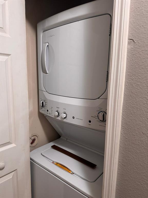 1132 South Pine Ridge Circle, Unit 32 Sanford, FL 32773 - Photo 14 of 26 a close up view of washer and dryer