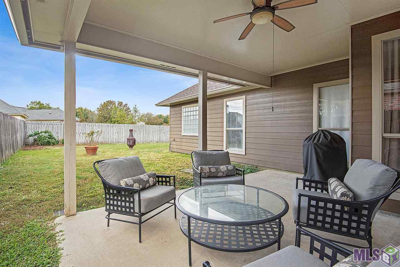 10549 Springpark Avenue Baton Rouge, LA 70810 - Photo 10 of 10 Covered Back Patio