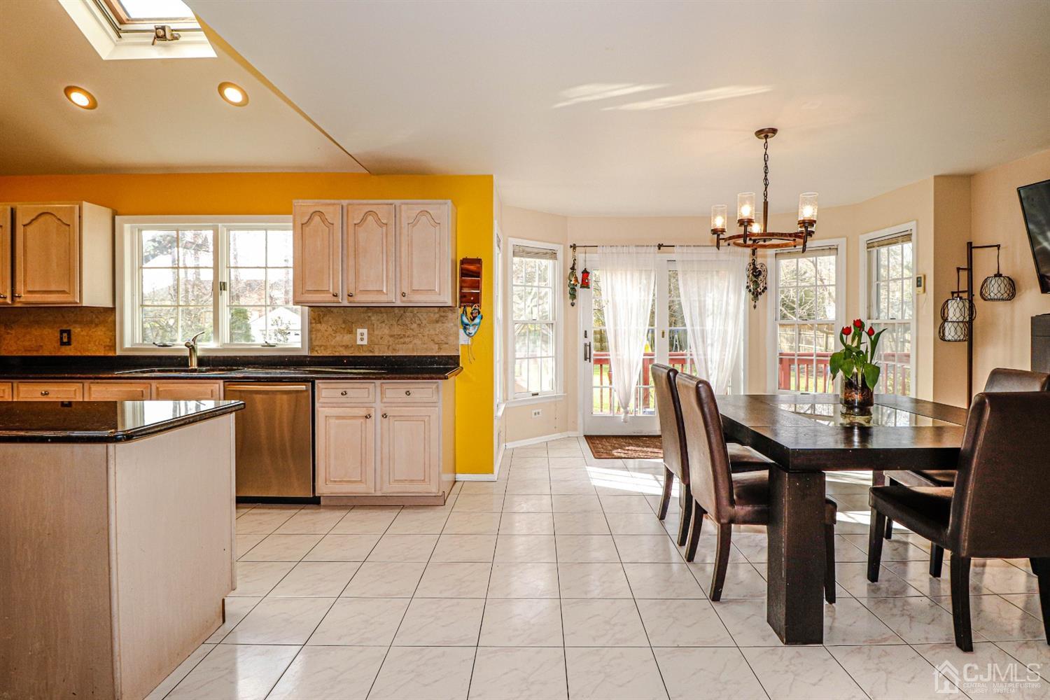 11 Freeman Street Edison, NJ 08820 - Photo 16 of 60 Gallery Image 16