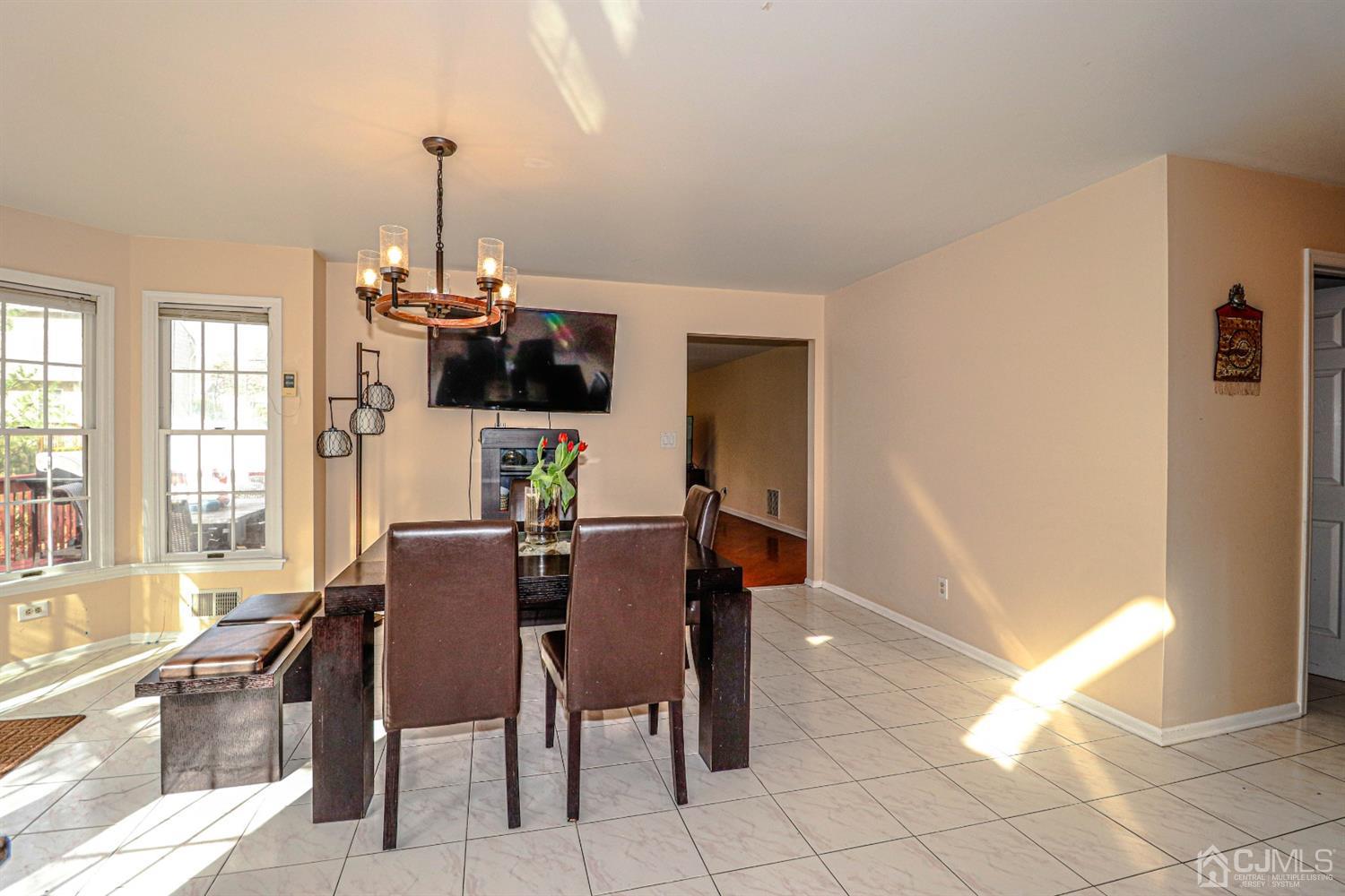 11 Freeman Street Edison, NJ 08820 - Photo 20 of 60 Gallery Image 20