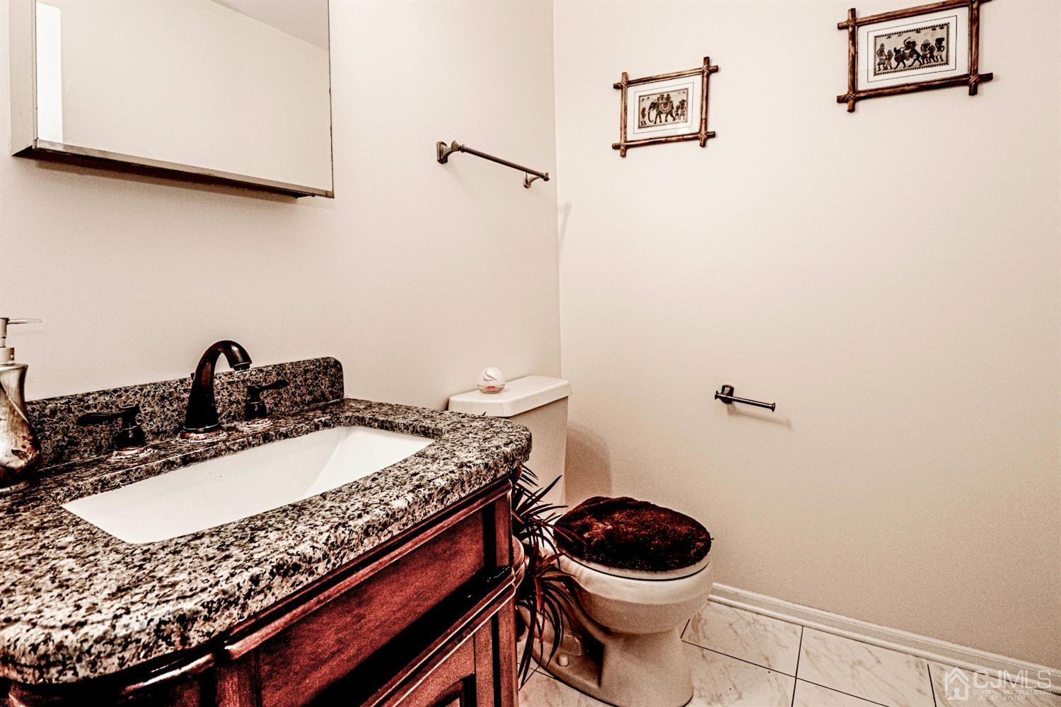 11 Freeman Street Edison, NJ 08820 - Photo 22 of 60 Gallery Image 22