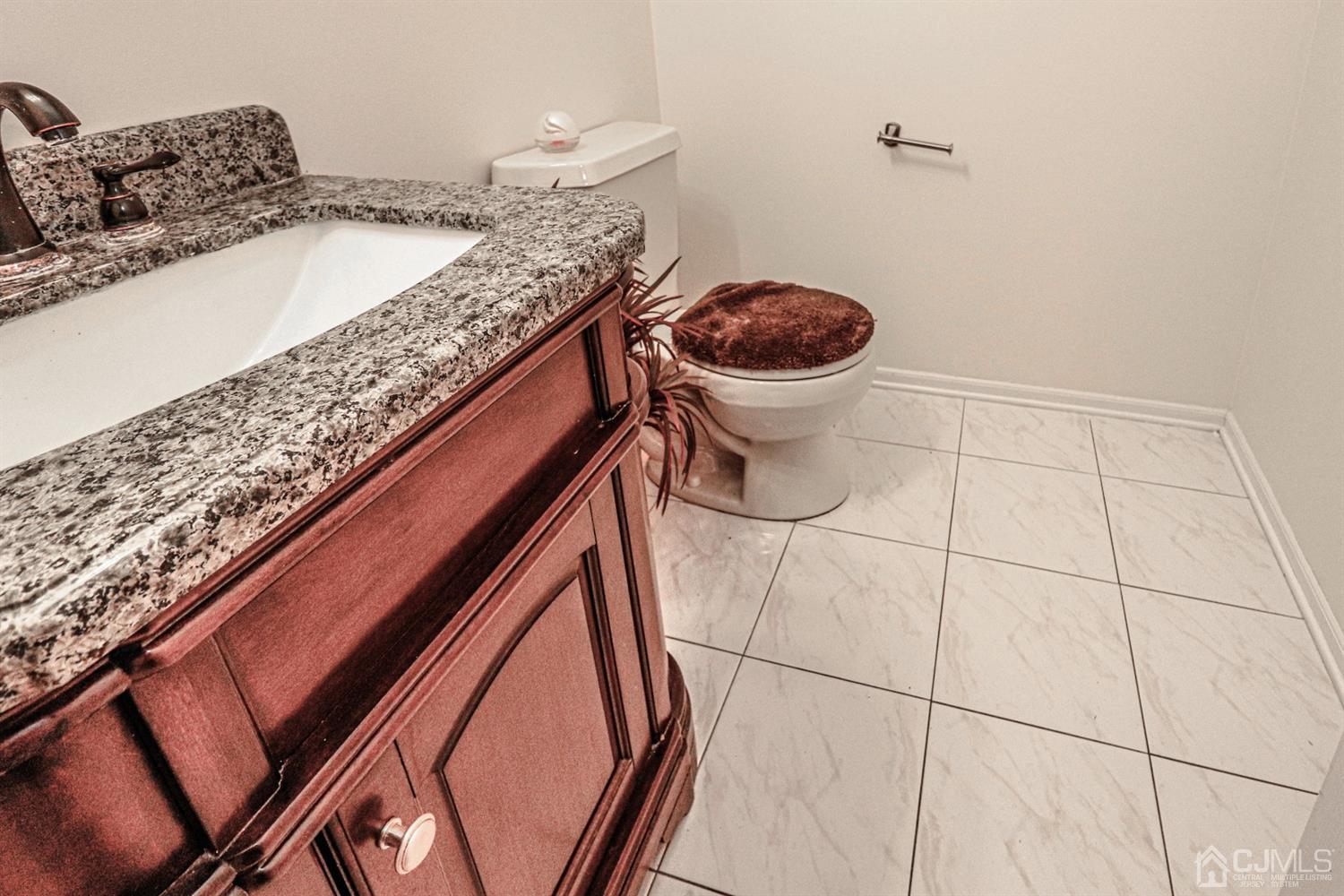 11 Freeman Street Edison, NJ 08820 - Photo 23 of 60 Gallery Image 23