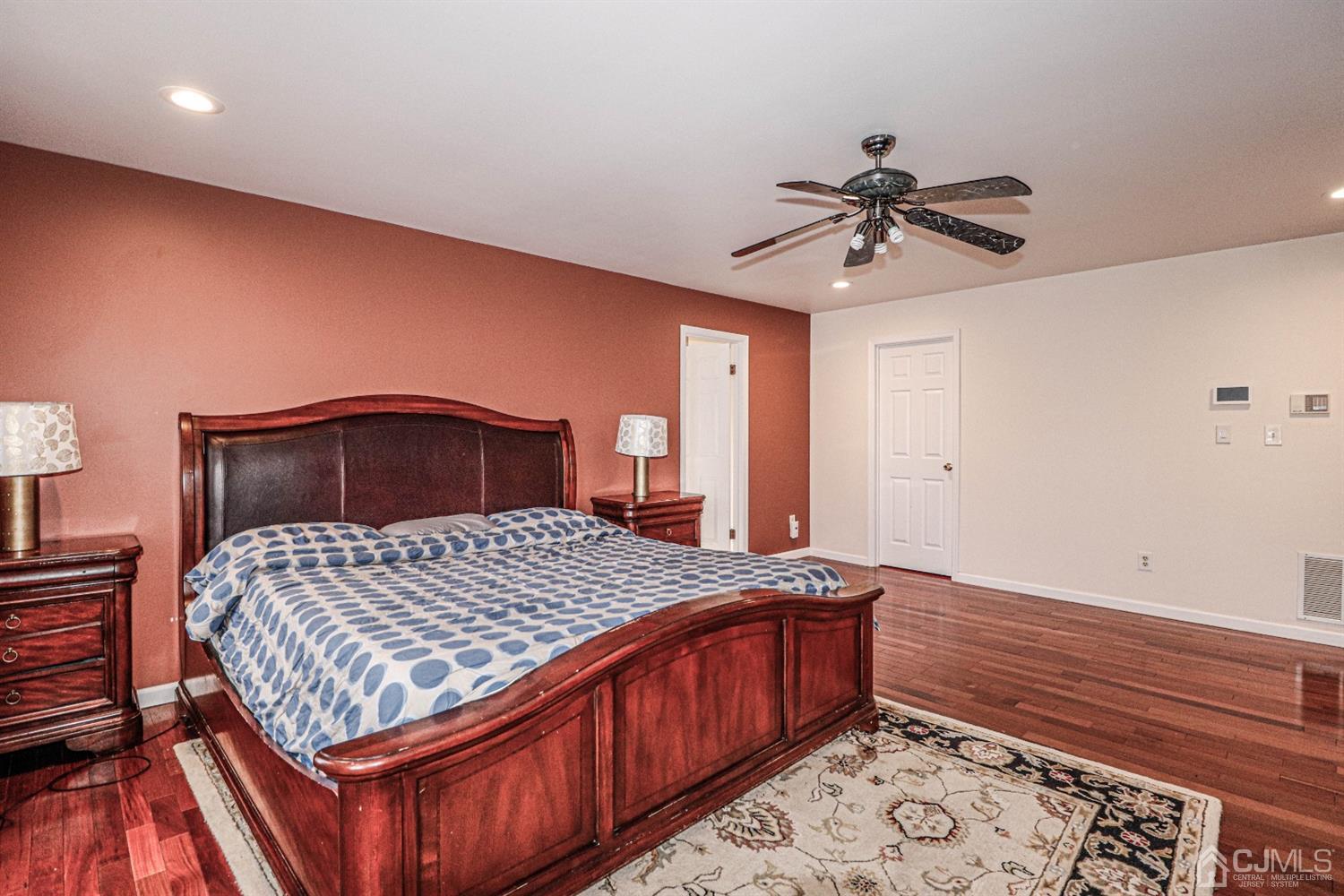 11 Freeman Street Edison, NJ 08820 - Photo 25 of 60 Gallery Image 25