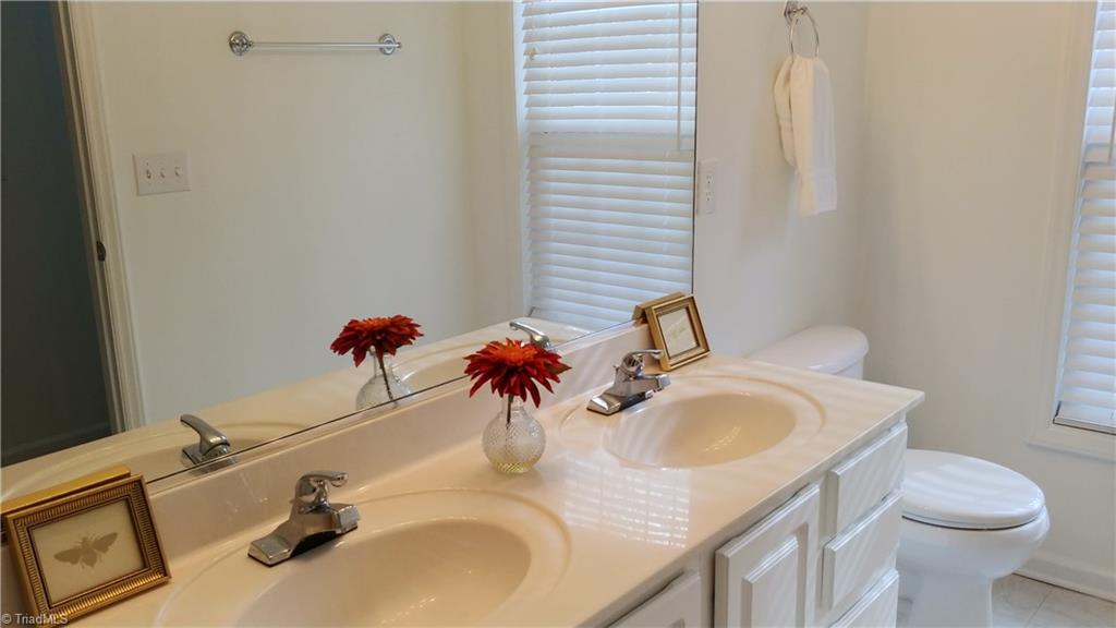 2609 River Run Road Browns Summit, NC 27214 - Photo 12 of 24 Gallery Image 12