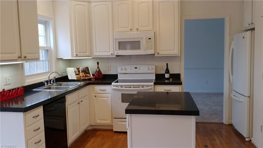 2609 River Run Road Browns Summit, NC 27214 - Photo 4 of 24 Gallery Image 4