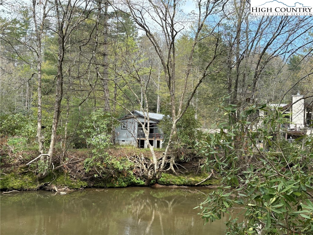171 River Road Newland, NC 28657 - Photo 21 of 26 Gallery Image 21