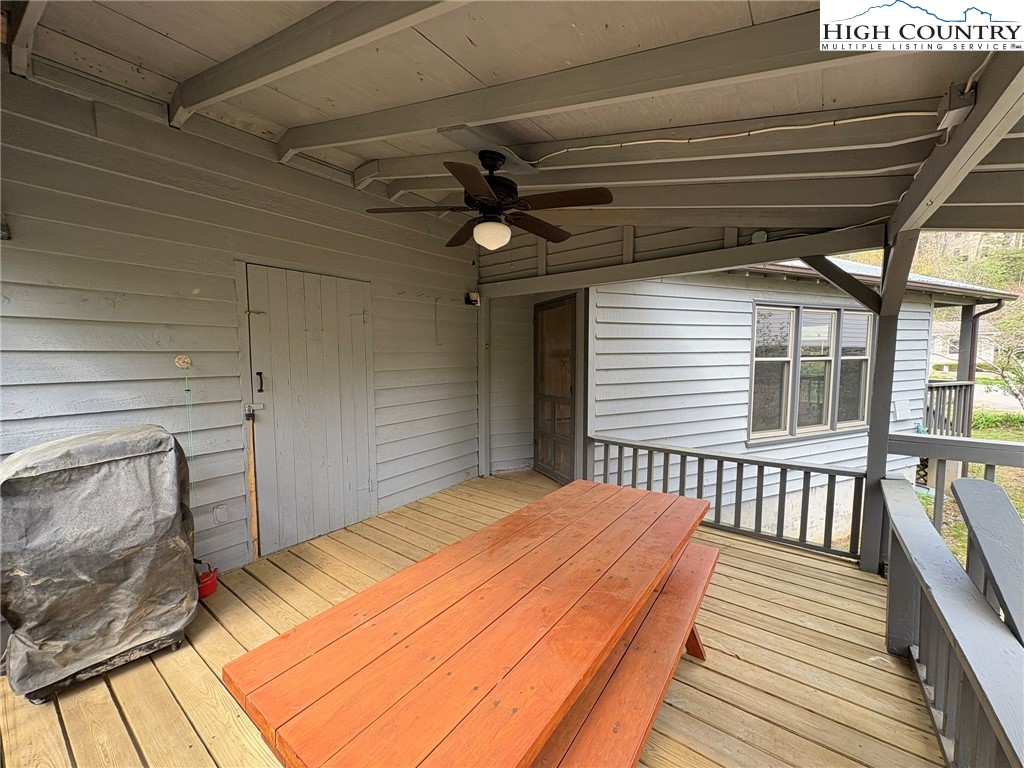 171 River Road Newland, NC 28657 - Photo 3 of 26 Gallery Image 3