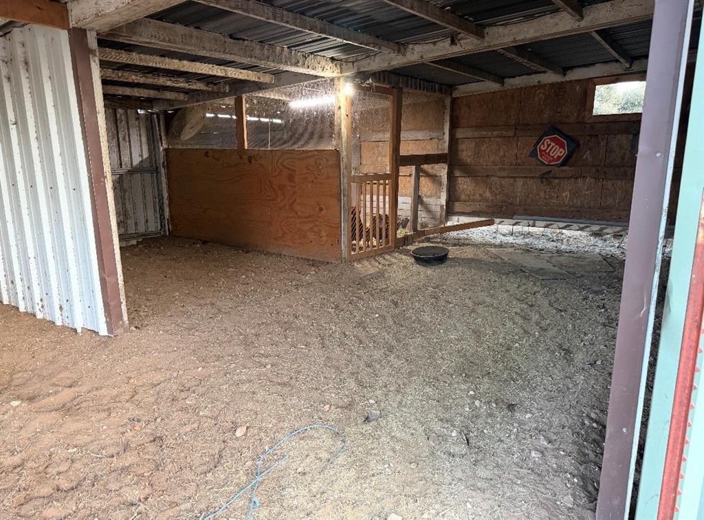 104 Main Street Rosser, TX 75157 - Photo 3 of 8 Horse Stalls