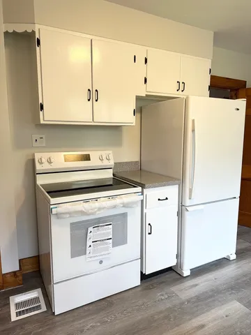 $299,900 | 6 Osgood Avenue, Claremont, NH 03743