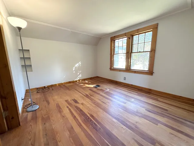 $299,900 | 6 Osgood Avenue, Claremont, NH 03743