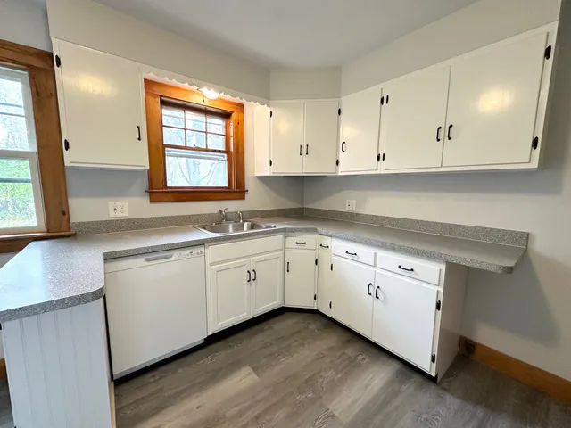 $299,900 | 6 Osgood Avenue, Claremont, NH 03743