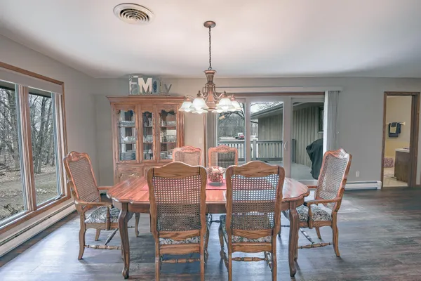 $699,999 | 43453 105th Avenue, Holdingford, MN 56340