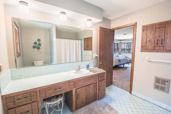 $699,999 | 43453 105th Avenue, Holdingford, MN 56340