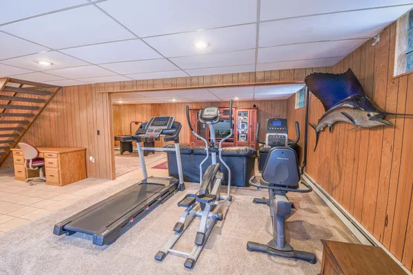 $699,999 | 43453 105th Avenue, Holdingford, MN 56340