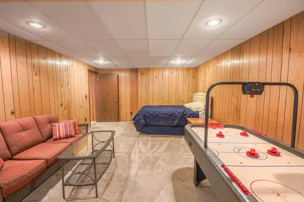 $699,999 | 43453 105th Avenue, Holdingford, MN 56340