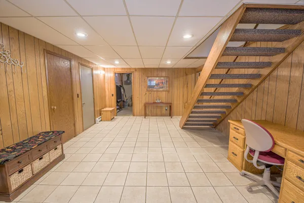 $699,999 | 43453 105th Avenue, Holdingford, MN 56340