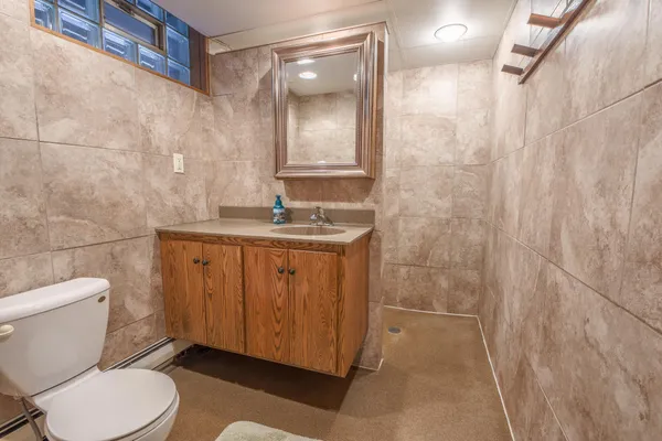 $699,999 | 43453 105th Avenue, Holdingford, MN 56340