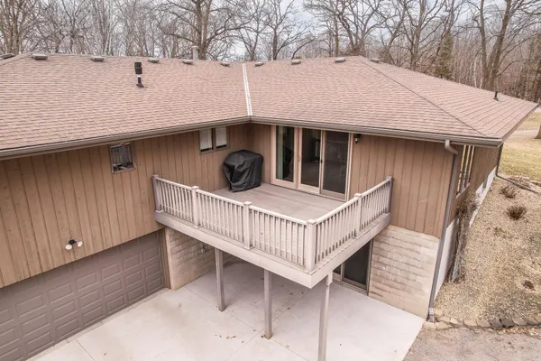 $699,999 | 43453 105th Avenue, Holdingford, MN 56340