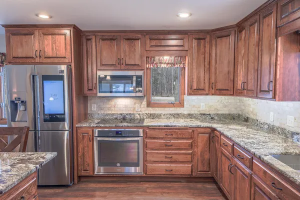 $699,999 | 43453 105th Avenue, Holdingford, MN 56340