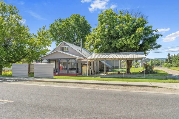 $225,000 | 409 Houghton Street, Ione, WA 99139