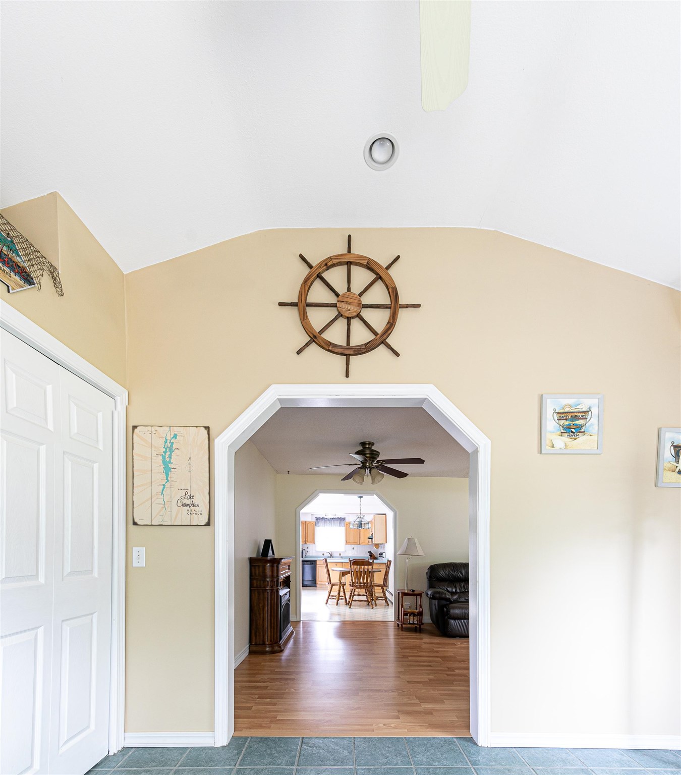 136 West Milton Road Milton, VT 05468 - Photo 6 of 39 Gallery Image 6