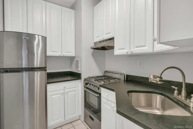 $2,000 | 10 Lake Street, Unit 1B, White Plains, NY 10601