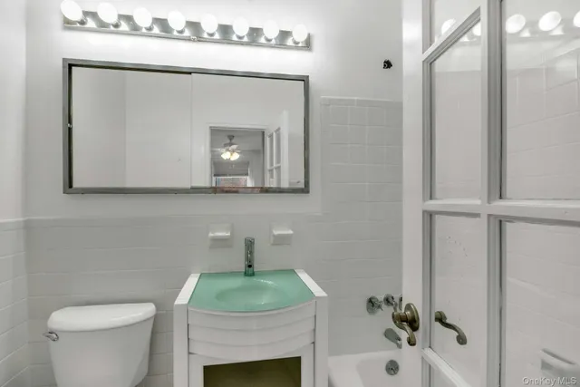 $2,000 | 10 Lake Street, Unit 1B, White Plains, NY 10601