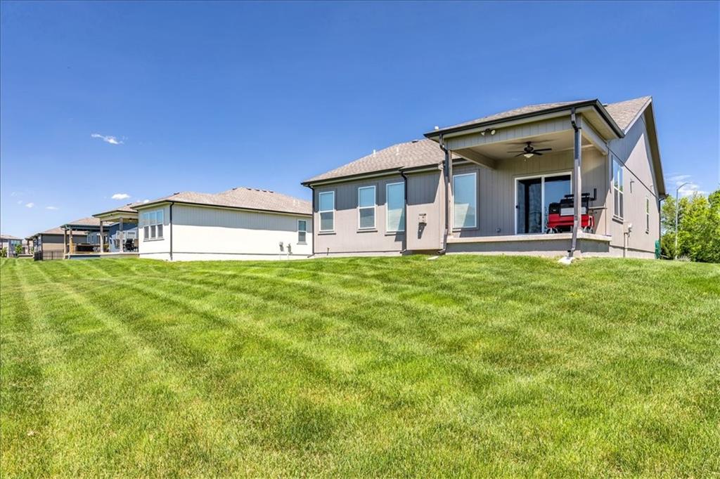 19002 Millview St Spring Hill Spring Hill, KS 66083 - Photo 21 of 27