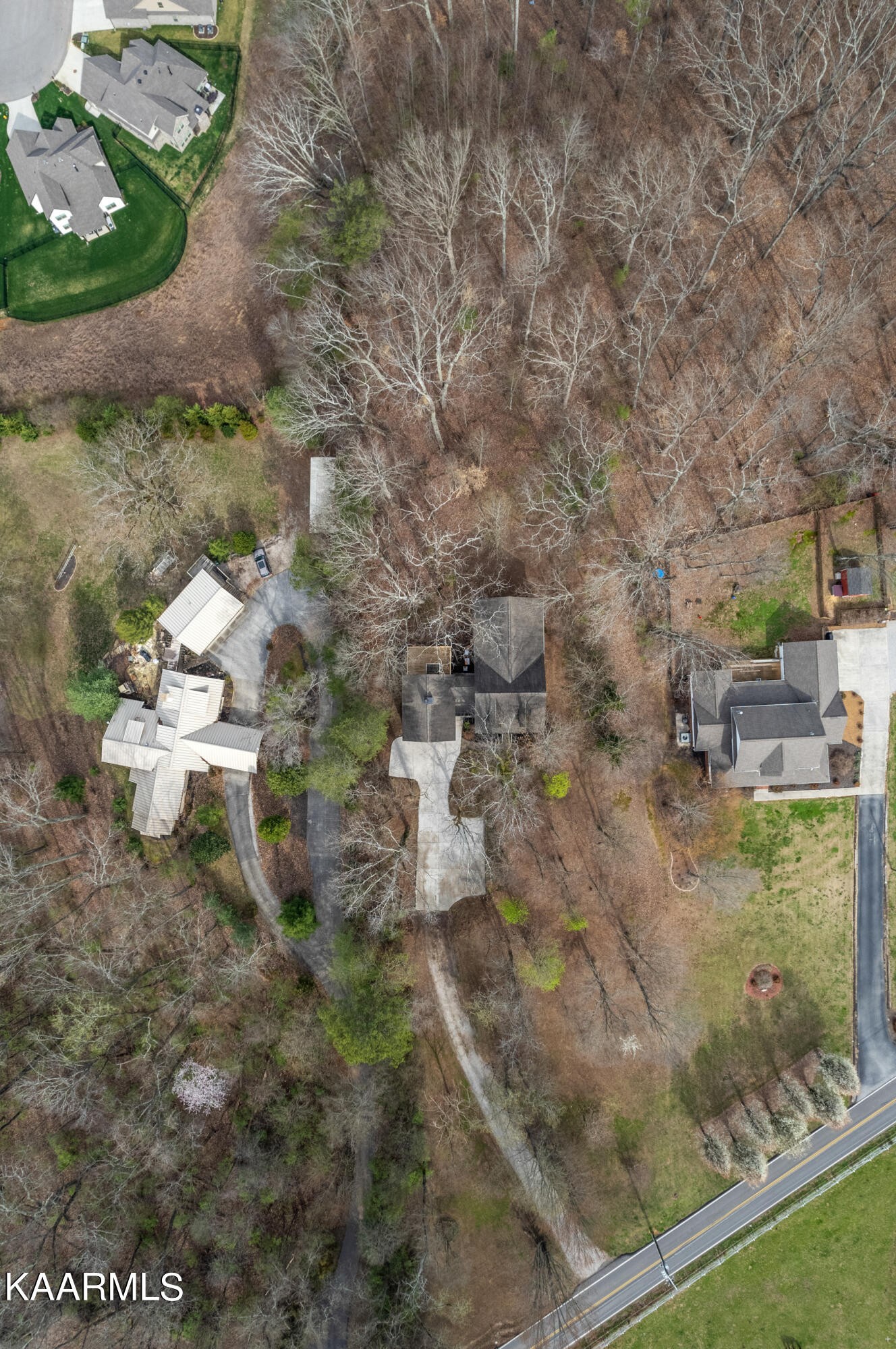 8405 Nubbin Ridge Road Knoxville, TN 37923 - Photo 4 of 37 Gallery Image 4