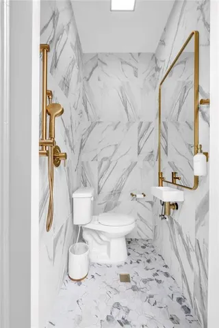 $2,450,000 | 1450 Northwold Drive, Sandy Springs, GA 30350