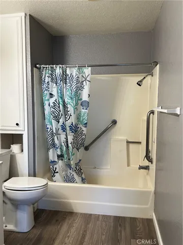 $2,000 | 11410 Dolan Avenue, Unit 315, Downey, CA 90241