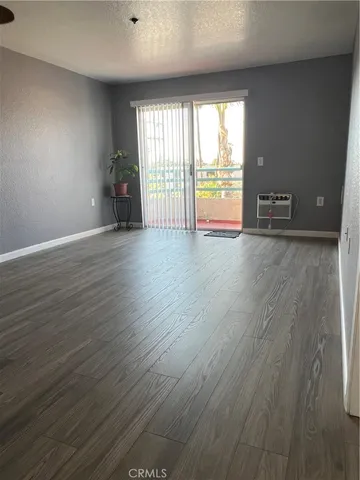 $2,000 | 11410 Dolan Avenue, Unit 315, Downey, CA 90241