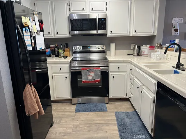 $2,000 | 11410 Dolan Avenue, Unit 315, Downey, CA 90241