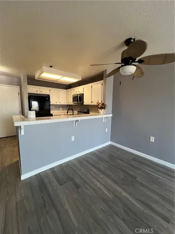 $2,000 | 11410 Dolan Avenue, Unit 315, Downey, CA 90241