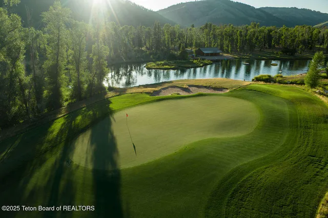 $5,295,000 | 14135 Drake Drive, Jackson, WY 83001