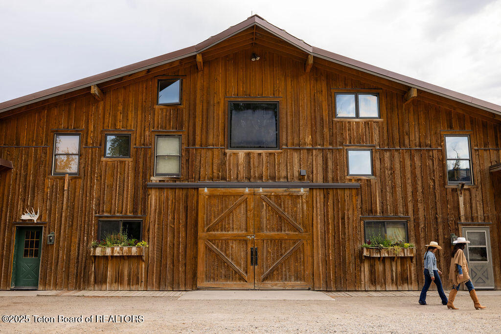 14135 Drake Drive Jackson, WY 83001 - Photo 35 of 35 SRSC Ranch Barn