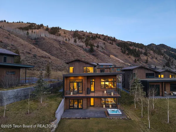 $5,295,000 | 14135 Drake Drive, Jackson, WY 83001