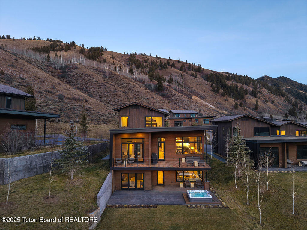 14135 Drake Drive Jackson, WY 83001 - Photo 4 of 35 Exterior