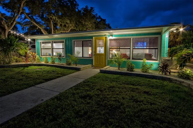 $549,000 | 839 3rd Street North, Safety Harbor, FL 34695