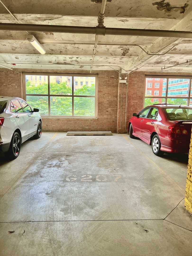 500 South Clinton Street, Unit 403 Chicago, IL 60607 - Photo 13 of 13