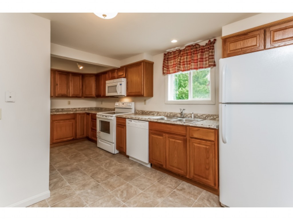 71 River Road Concord, NH 03303 - Photo 12 of 35