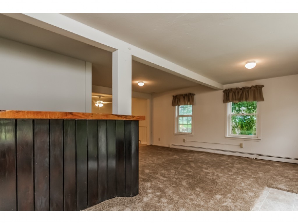 71 River Road Concord, NH 03303 - Photo 7 of 35