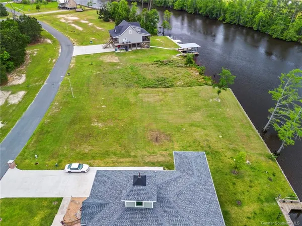 $174,900 | 3939 River Moss Lane, Westlake, LA 70669