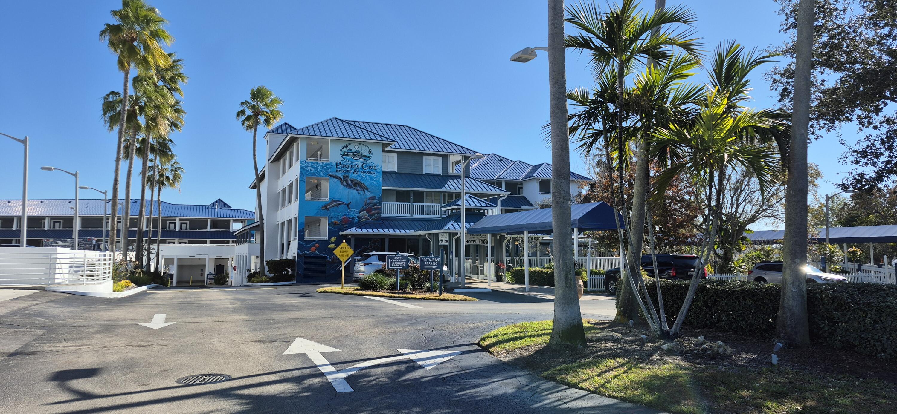 5232 Southeast 55th Terrace Stuart, FL 34997 - Photo 24 of 29 5232 55th Priate Cove Resort and Marina