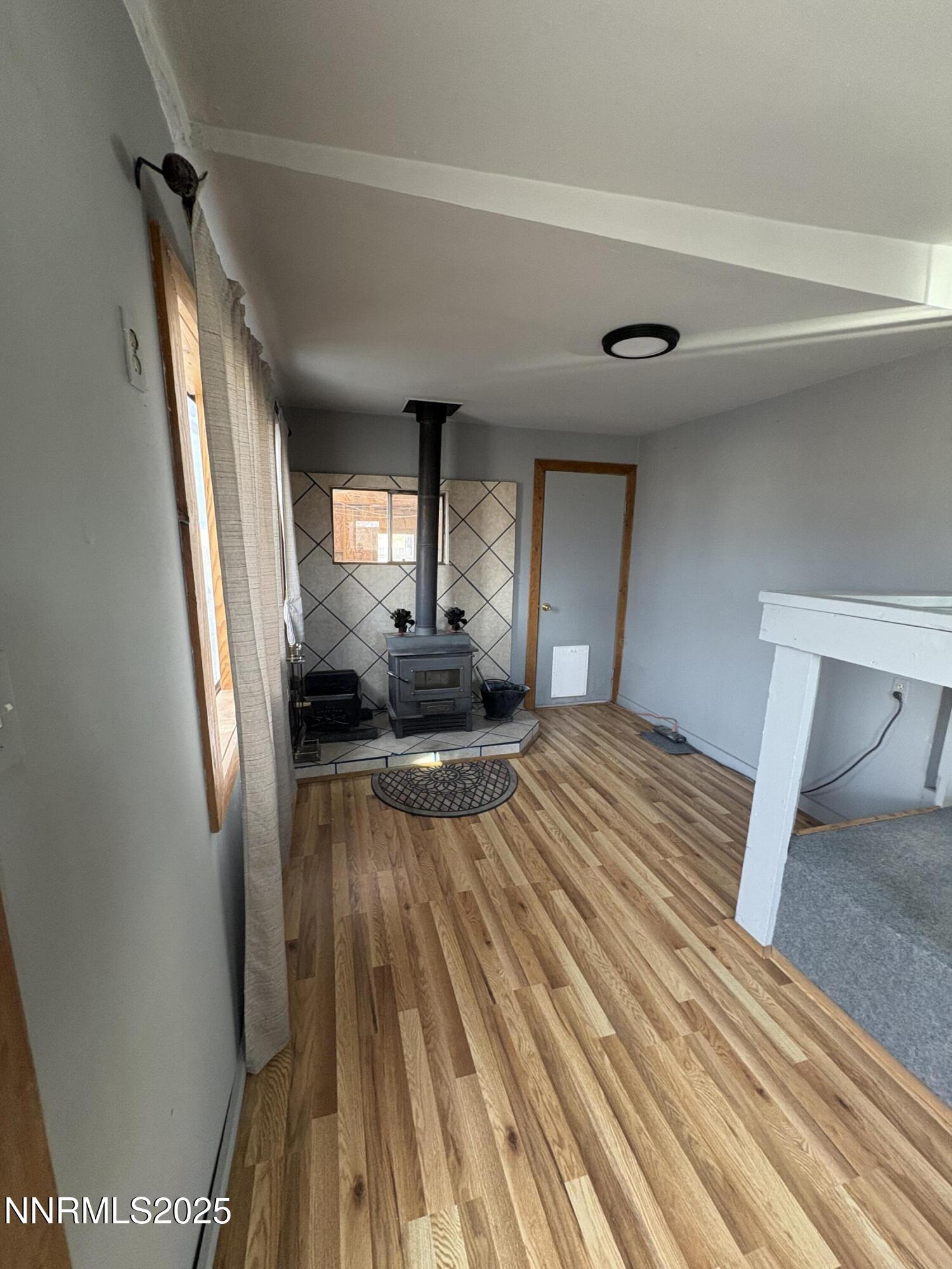 20 Miley Lane Yerington, NV 89447 - Photo 14 of 29 a view of a living room