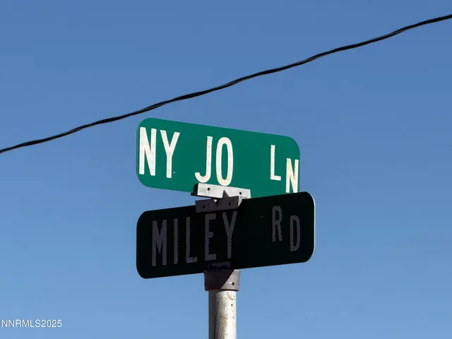 $299,900 | 20 Miley Lane, Yerington, NV 89447